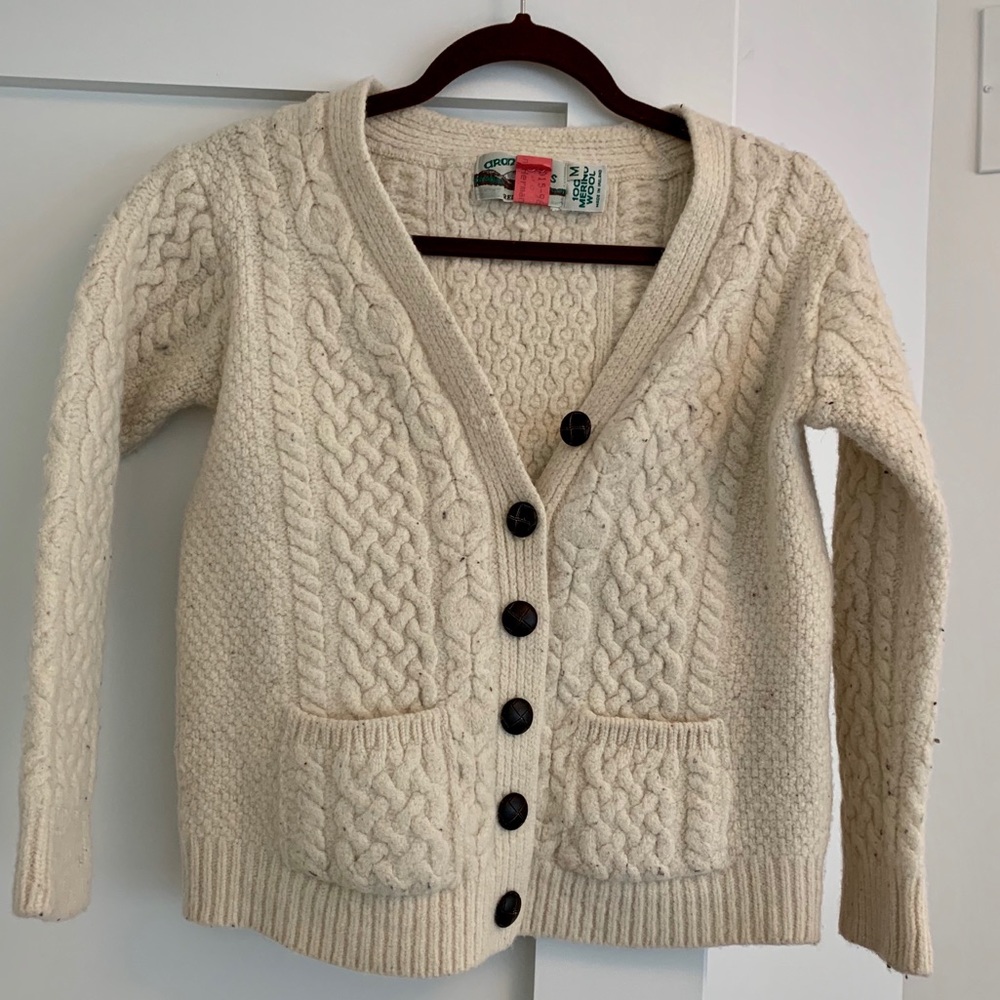 Cozy Vintage Merino Wool Cardigan from Ireland
